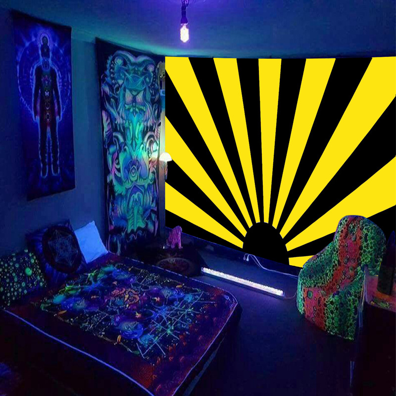 Черный свет гобелен настенный  – обзор и цена Lighting World Decor